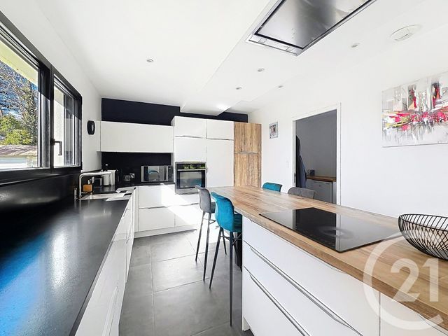 maison à vendre - 5 pièces - 142.3 m2 - LA FORET FOUESNANT - 29 - BRETAGNE - Century 21 Rg Immo