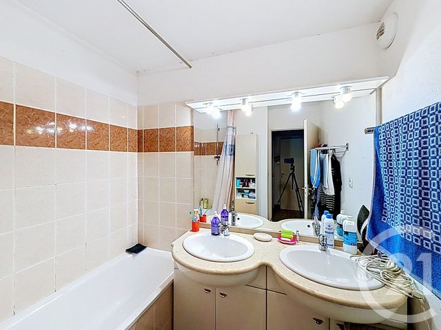 Appartement F3 à vendre - 3 pièces - 62.0 m2 - PONT L ABBE - 29 - BRETAGNE - Century 21 Rg Immo